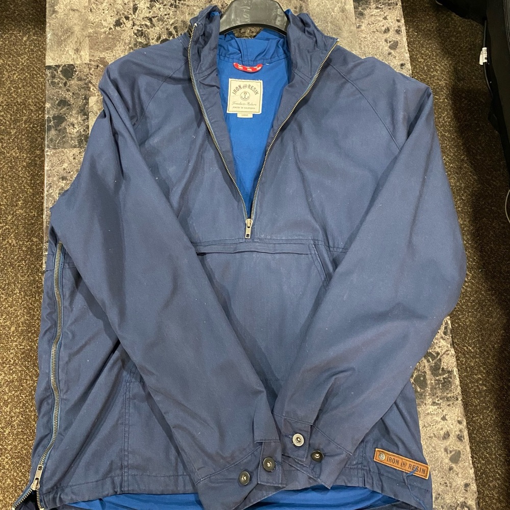 Sz. Large Iron & Resin 1/2 zip pullover jacket